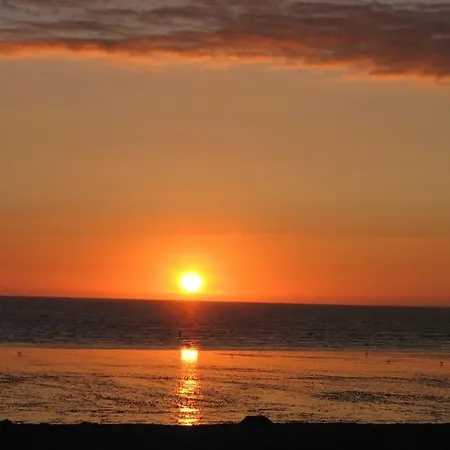 Studio-terrasse 3* Bord De Apartament