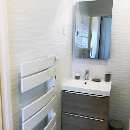 Apartament Studio-terrasse 3* Bord De *