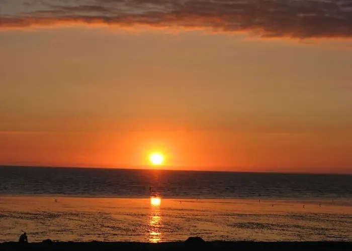 Studio-terrasse 3* Bord De Apartment